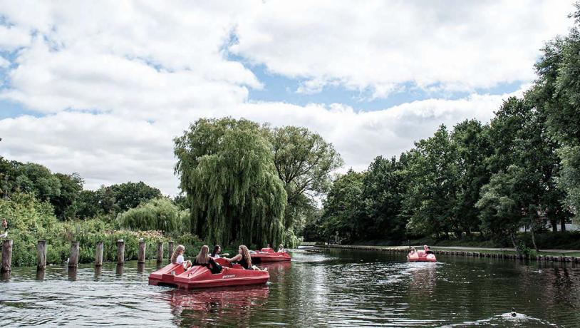 Tretboot auf der Odense Å