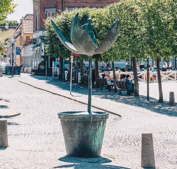 Däumelinchen-Skulptur beim Sortebrødre Torv