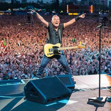 Bruce Springsteen spiller koncert