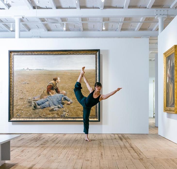 Danser i udstilling Brandts